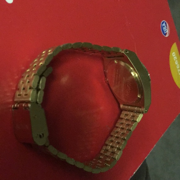 Women’s Nixon watch - Picture 4 of 4